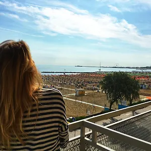 Tritone 3*, Rimini Italien